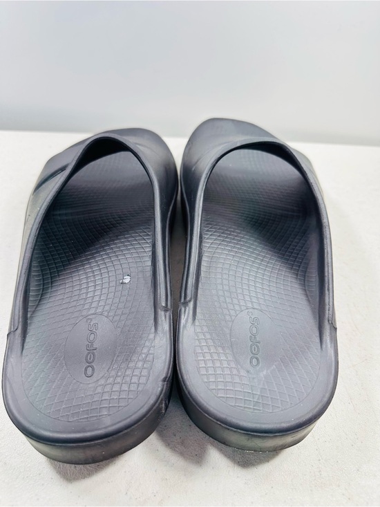 OOFOS OOriginal Slide Slip-On M12-W14 Sandals - Black main image 6